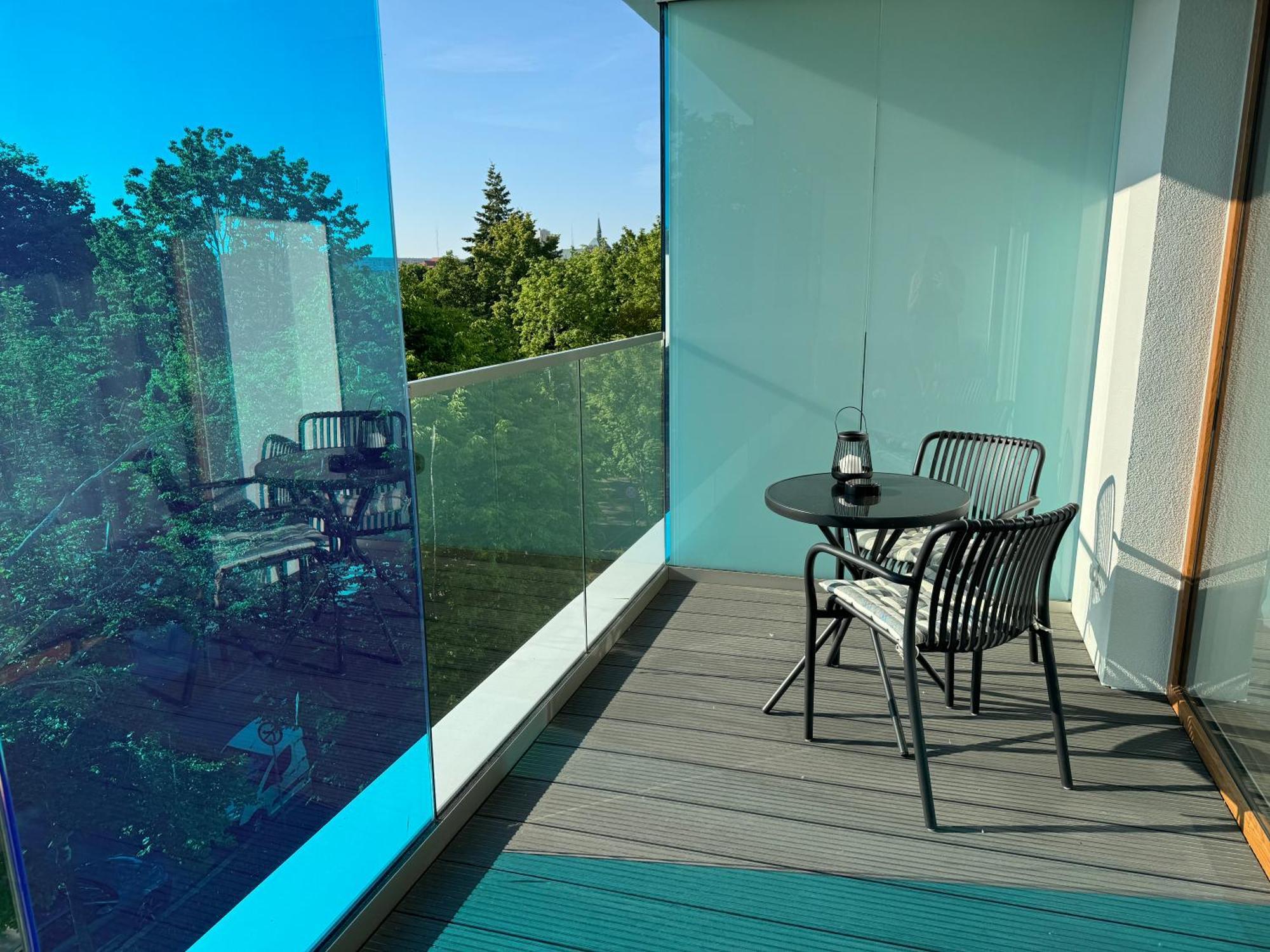4Summer Kolobrzeg Apartamenty White Blue Sauna & Fitness & Parking 100 Metrow Do Pieknej Szerokiej Piaszczystej Plazy, Wspanialy Widok Z Duzego Tarasu! 100 Meter Zu Einem Schoenen Breiten Sandstrand, Herrliche Aussicht Von Einer Grossen Terrasse! 外观 照片