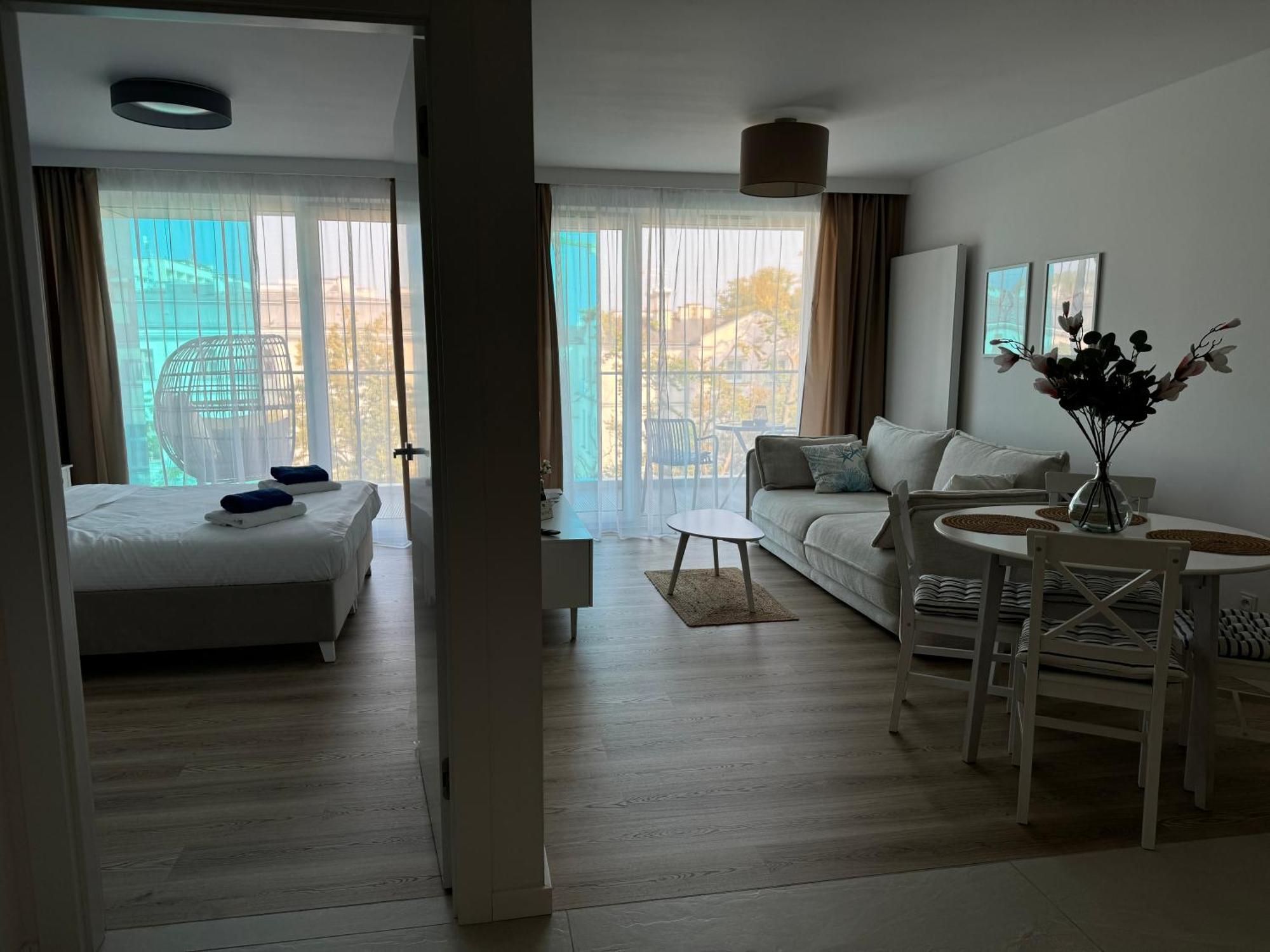 4Summer Kolobrzeg Apartamenty White Blue Sauna & Fitness & Parking 100 Metrow Do Pieknej Szerokiej Piaszczystej Plazy, Wspanialy Widok Z Duzego Tarasu! 100 Meter Zu Einem Schoenen Breiten Sandstrand, Herrliche Aussicht Von Einer Grossen Terrasse! 外观 照片